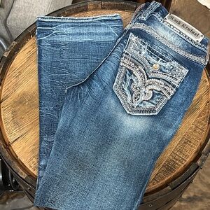 Women's Rock Revival Jeans Size 28 x 28. Dellah Easy Boot fit.